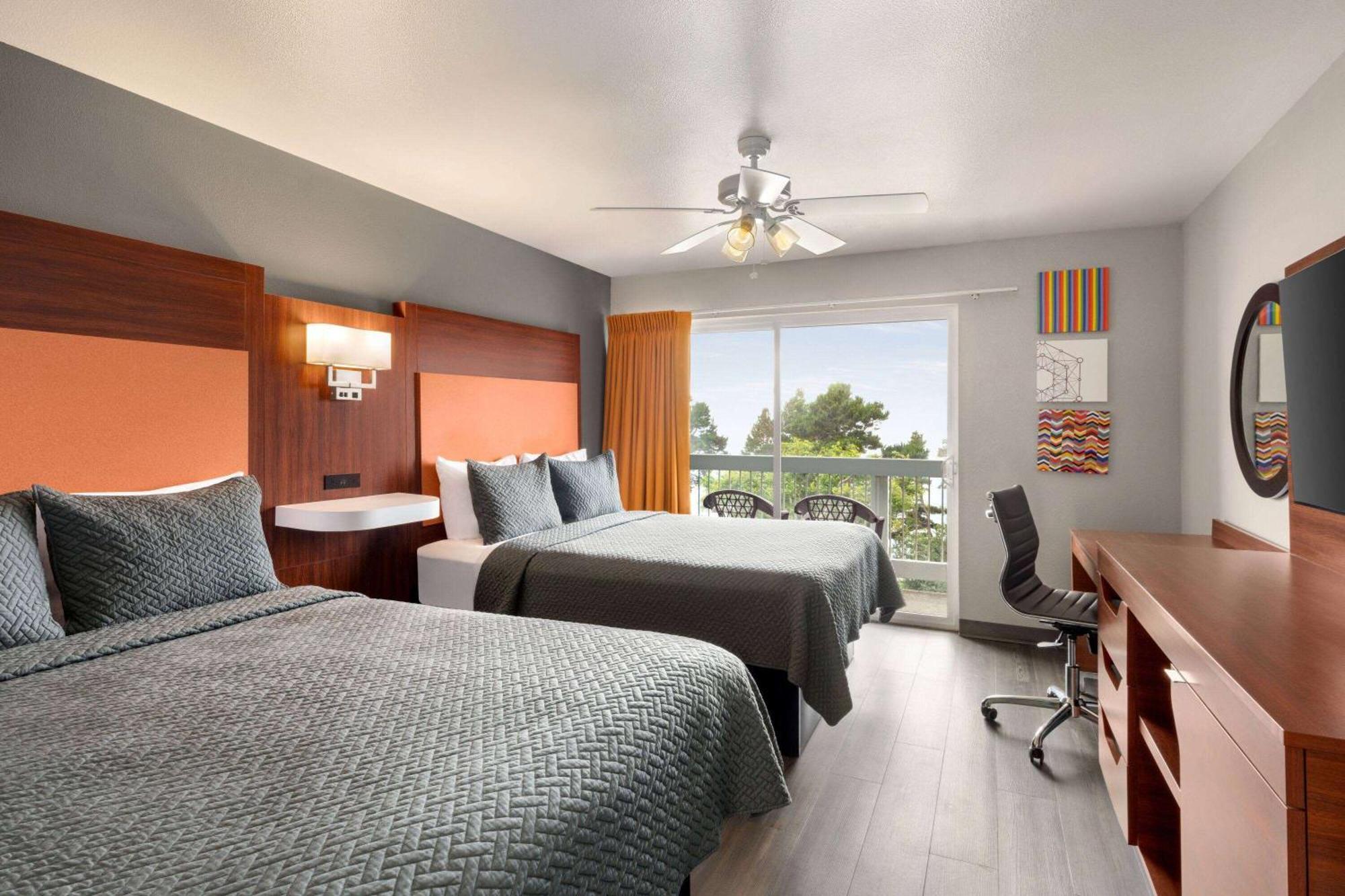 Travelodge By Wyndham Depoe Bay
