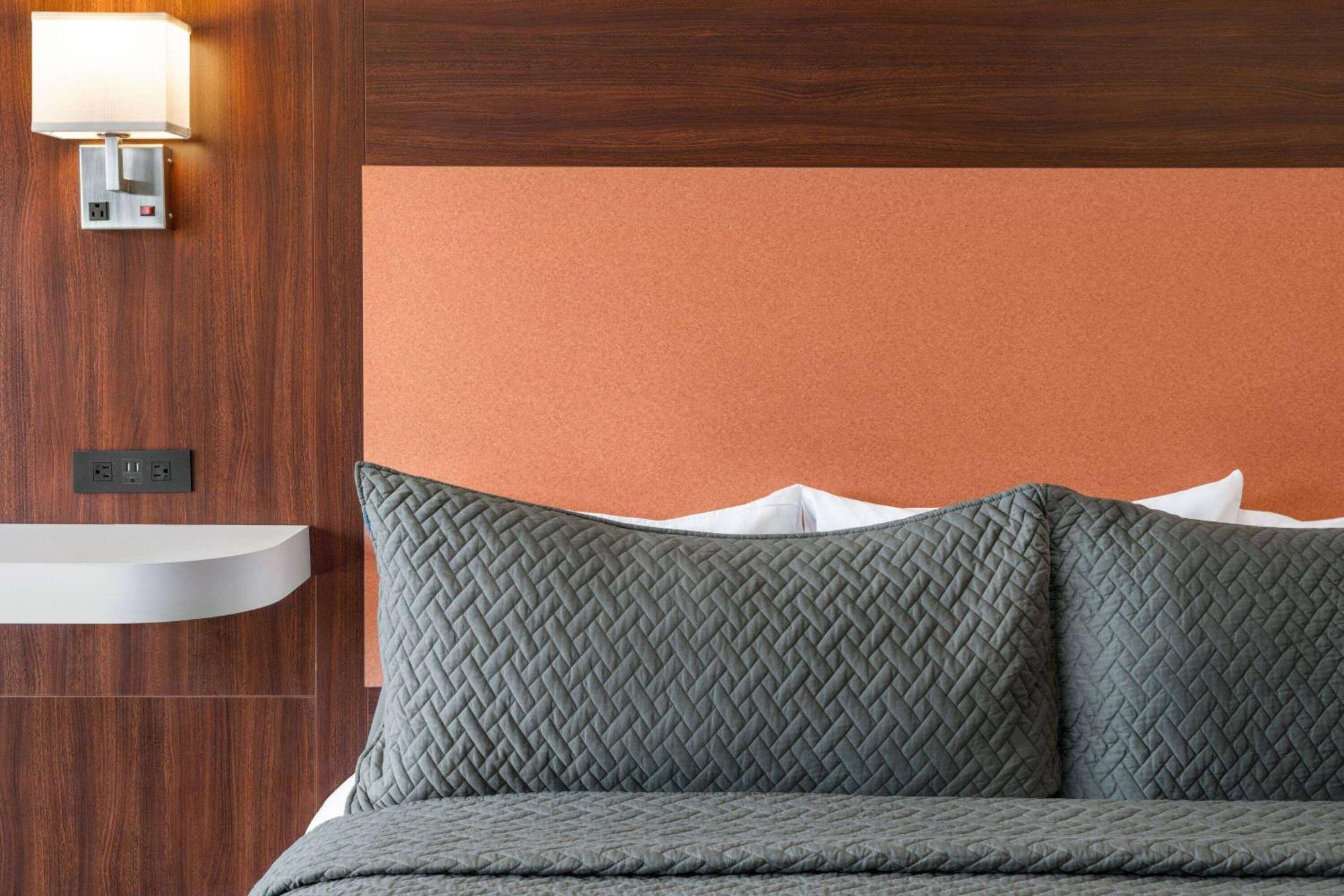 Hotel Travelodge By Wyndham Depoe Bay