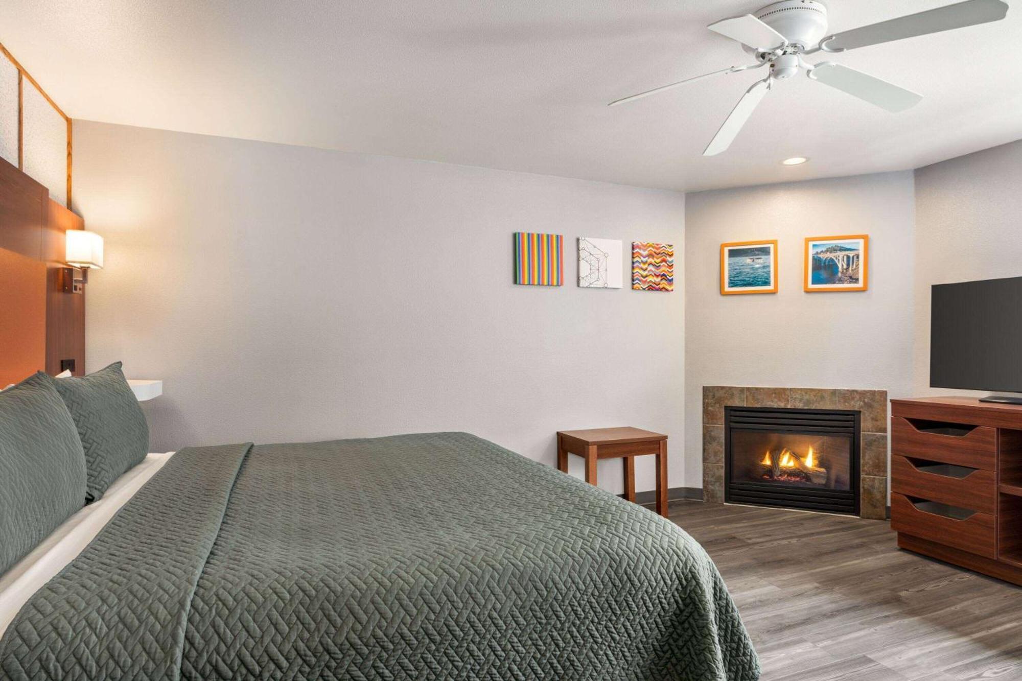 Travelodge By Wyndham Depoe Bay
